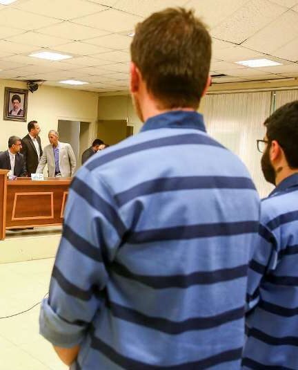 کیفرخواست برای متهمان واردکننده گوشی‌های تلفن همراه